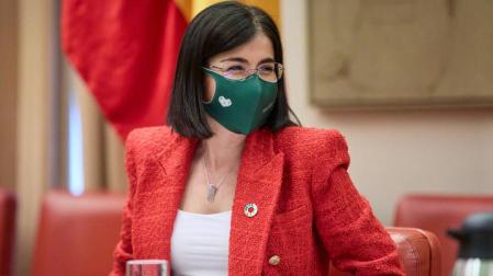La ministra Darias apunta a un posible adelanto en el calendario vacunal