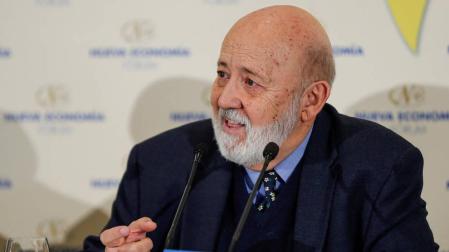 Tezanos dice que el CIS falló por la bajada de participación, Franco y Cataluña