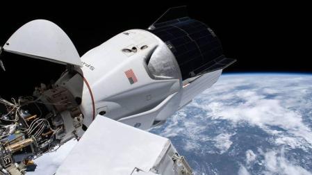 La Crew-1 se separa de la estación espacial e inició su regreso a casa