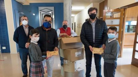 Reparto de más de 1.000 culecas en Tudela por el Día del Cristo