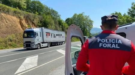 Imputado en Bera un repartidor sin carné que en otra ocasión presentó uno falso