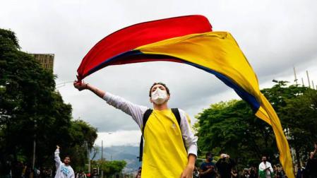 Protestas en las calles de Medellín, Colombia.