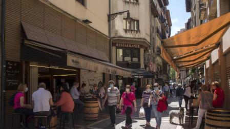 Navarra reabre sus mugas a la espera de que los jueces decidan sobre el toque de queda
