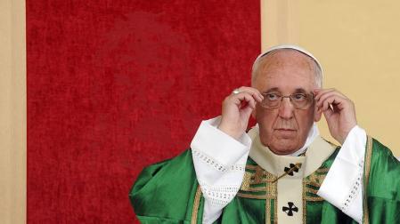 ​El Papa arremete contra la mafia, la corrupción y la idolatría del dinero