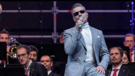Nino Bravo vuelve al Gayarre de la mano de Serafín Zubiri y La Pamplonesa