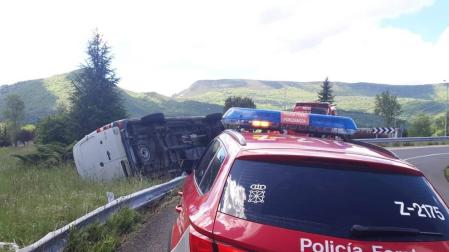 Una persona resulta herida leve en un accidente en la A10, en Etxeberri