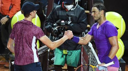 Nadal comienza con buen pie en Roma y elimina a Sinner