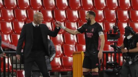 Un Real Madrid goleador mantiene la presión sobre el Atlético