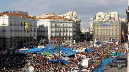 Acampada del 15M en la Puerta del Sol de Madrid en 2011.