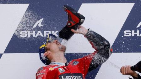 Segunda victoria consecutiva de Miller, en una carrera "por descarte"