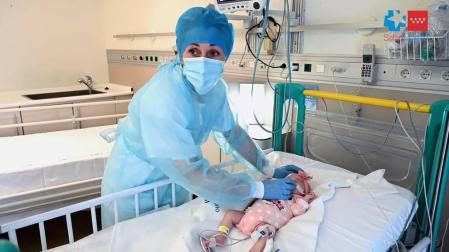 Médicos españoles realizan el primer trasplante de corazón en asistolia a un bebé