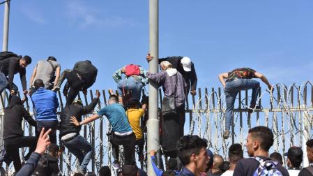 Marruecos cierra los accesos fronterizos e interrumpe el éxodo migratorio