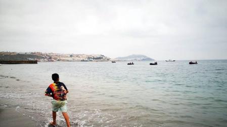 Más de 5.000 inmigrantes entran a nado en Ceuta ante la pasividad de Marruecos