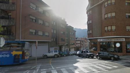 Detenido en Pola de Laviana (Asturias) tras matar a su mujer de un disparo