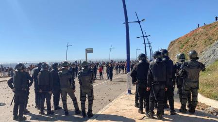 Una treintena de inmigrantes entran en Melilla tras seis intentos de asalto