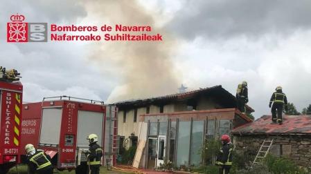 Un incendio destruye una vivienda en Berroeta (Baztan)