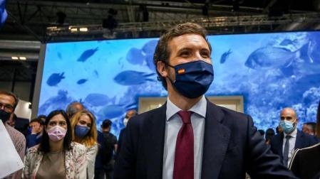 El PP ganaría con 35 escaños de ventaja sobre el PSOE y sumaría con Vox la mayoría absoluta