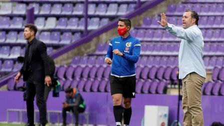 El Valladolid rescinde los contratos de Sergio y del director deportivo