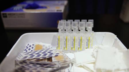 Sanidad estudia ya cómo acelerar la vacunación de los jóvenes tras la inmunidad de rebaño