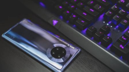 El Gobierno lanza la subasta del 5G, que arrancará en julio con 7 concesiones estatales