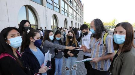 Casi 3.900 alumnos convocados en los campus universitarios de Pamplona y Tudela.