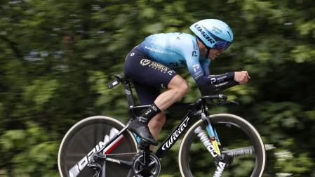 El ciclista Alexey Lutsenko (Astana-Premier Tech) ha ganado la contrarreloj de la cuarta etapa del Critérium du Dauphiné.