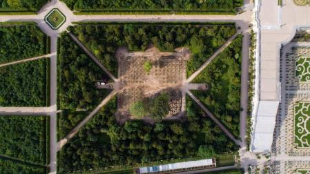 El Bosque de la Reina ha sido restaurado a imagen y semejanza de como era en 1776.