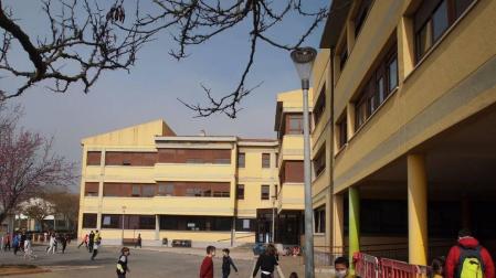 Familias de Aoiz ven “injusto” el nuevo transporte escolar a Pamplona