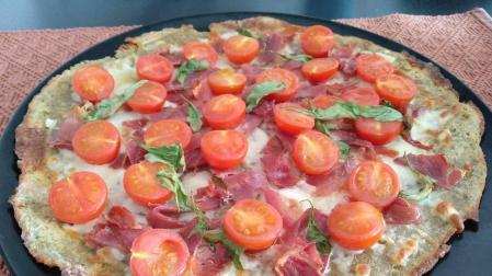 Imagen de la pizza con masa de quinoa