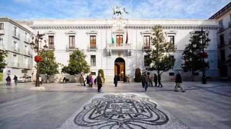 ​Registran el Ayuntamiento de Granada en una operación contra la corrupción