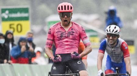 Bisseger vuela sobre Gstaad y Van der Poel mantiene el maillot de líder