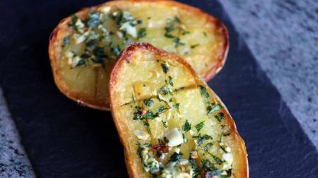 Patatas a la Manarra, de Julio González Garbayo