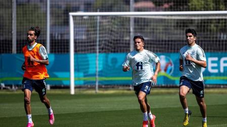 ¿Y tras un positivo, qué? Así es la nueva rutina de la Roja