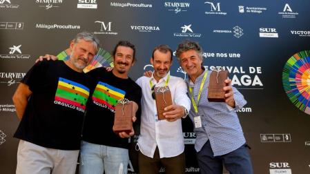 El cocinero Santi Cordón, su amigo, el permacultor malagueño Alberto Marín, Rafael García, productor de 'Basajaun' y Patxi Uriz, director de 'Quijotes y semillas'.