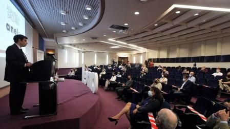 Gobierno y ANEL coinciden en la importancia de empleos dignos para salir de la crisis