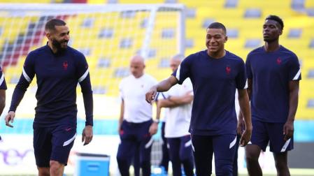 Francia y Alemania se miden con aires de final
