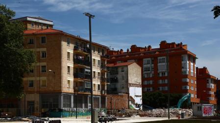 Derriban las Casas de Gridillas para comenzar el proyecto del nuevo parque en el antiguo patinódromo