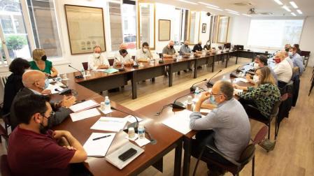 Ciriza trata con 18 ayuntamientos la llegada de 12,5 millones para movilidad