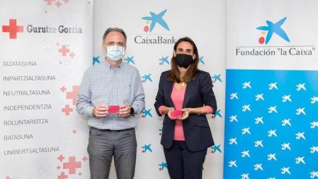 CaixaBank y Cruz Roja ayudarán a más de 900 escolares en dificultad
