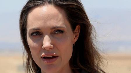 Angelina Jolie visita a los refugiados y desplazados internos en Burkina Faso