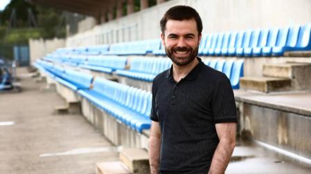 Iñigo Ardanaz, entrenador del Ardoi, en El Pinar de Zizur ayer por la tarde.