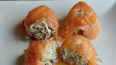 Rollitos de salmón con vinagreta