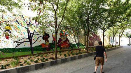 Un jardín para drenar agua de lluvia en Villava