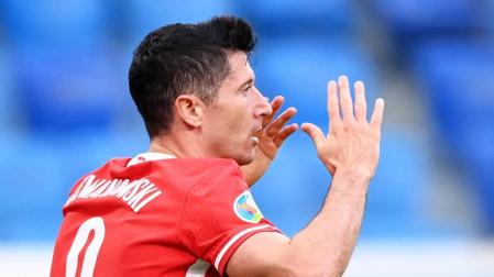 Suecia elimina a Polonia a pesar del doblete de Lewandowski