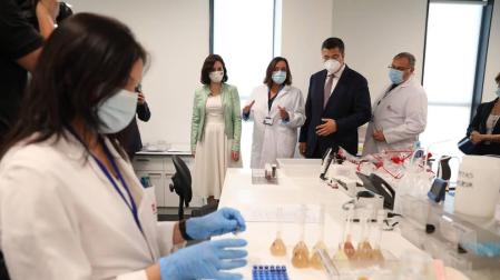 Madrid comenzará a vacunar 24 horas en el Hospital Zendal la semana que viene