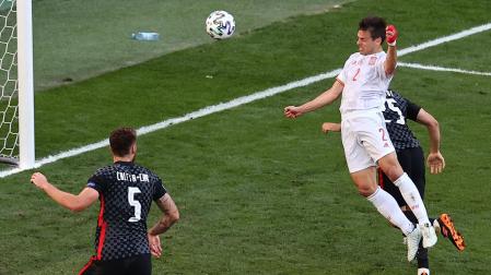 Gol de César Azpilicueta contra Croacia paso a paso.