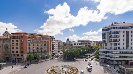 Vivienda reformada en la plaza de Merindades