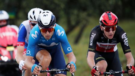 Un momento de la duodécima etapa del Tour de Francia 2021 con el navarro Imanol Erviti en el grupo de fugados