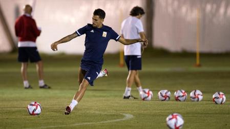 Dani Ceballos, en una de las sesiones de entrenamiento de la selección en Japón