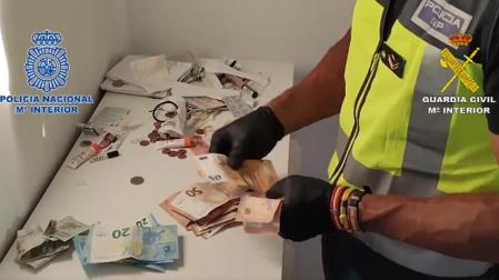 Durante la operación se llevaron a cabo varios registros domiciliarios en distintas localidades